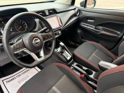 2025 Nissan Versa SR