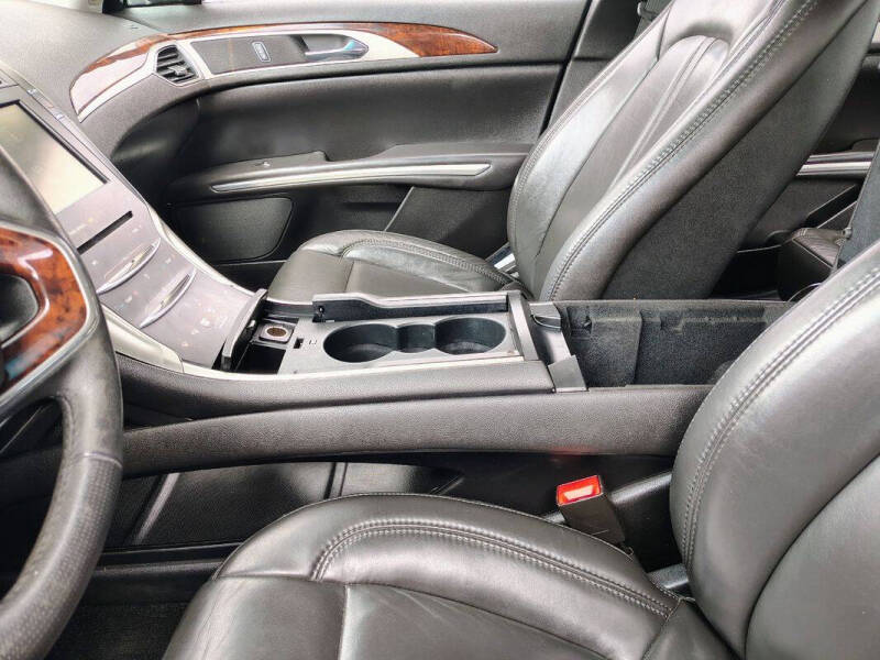 2014 Lincoln MKZ