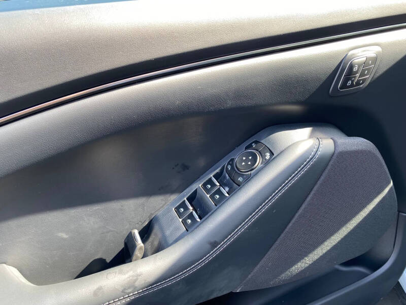 2024 Ford Mustang Mach-E Select