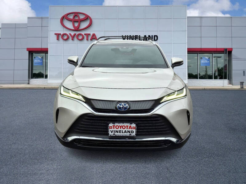 2022 Toyota Venza LE