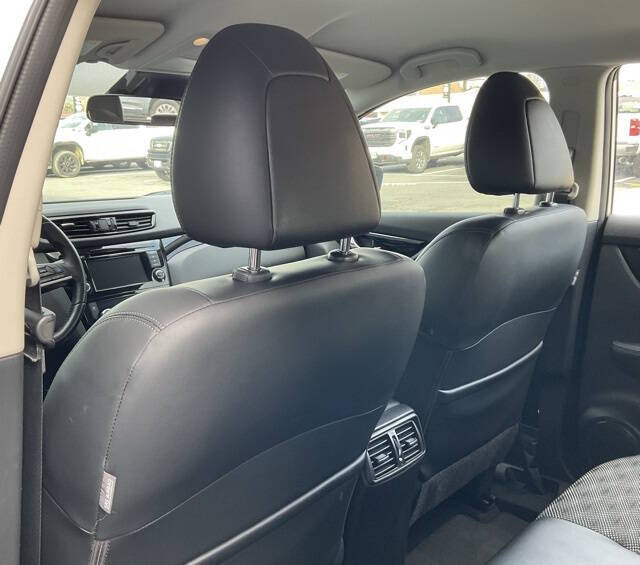 2021 Nissan Rogue Sport SV