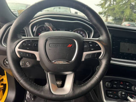 2018 Dodge Challenger SXT Plus