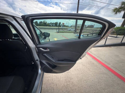 2015 Mazda MAZDA3 i Touring