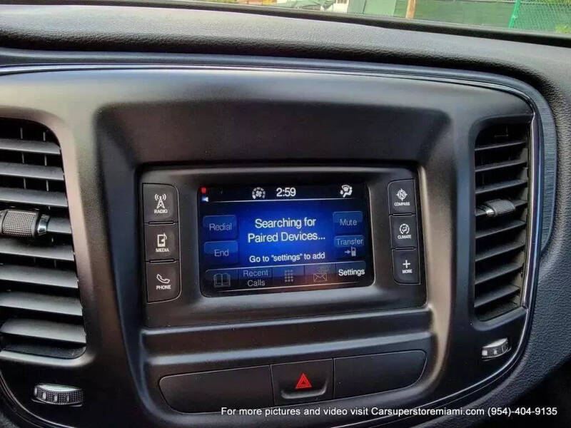 2015 Chrysler 200 S