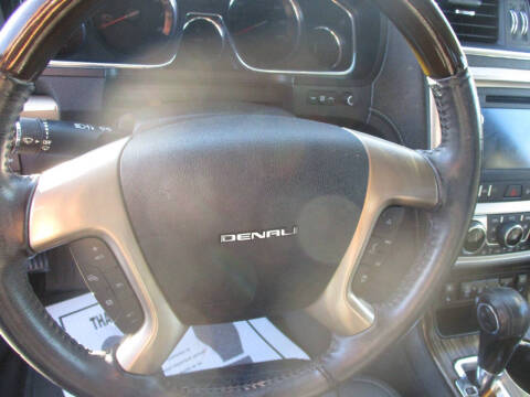 2016 GMC Acadia Denali