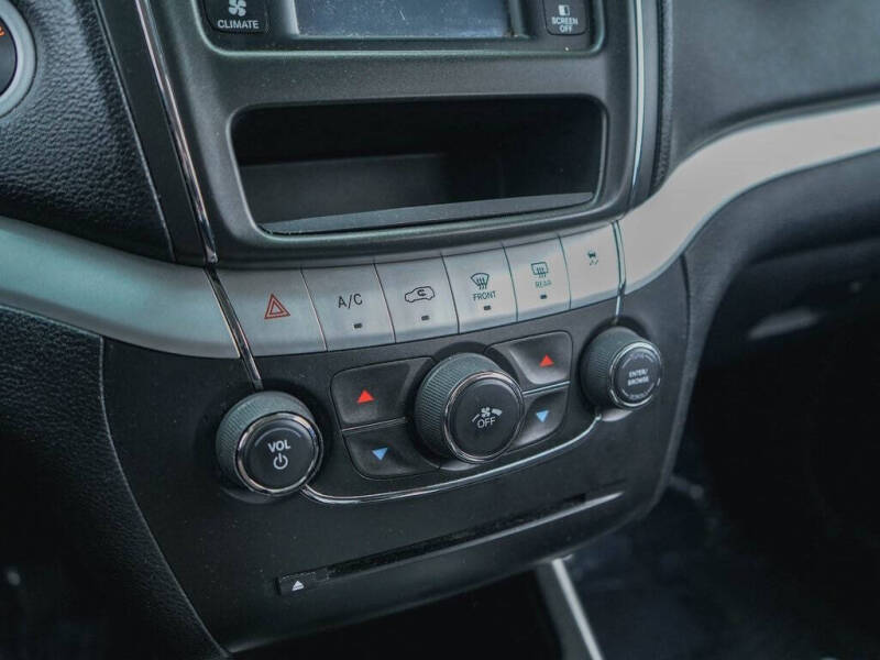 2020 Dodge Journey SE Value