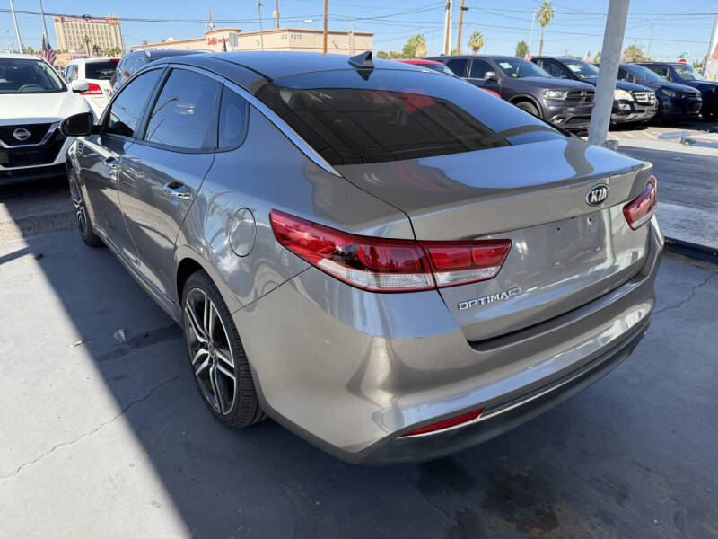 2017 Kia Optima LX