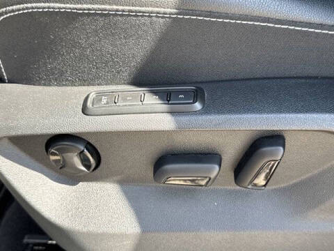 2024 Volkswagen Atlas Cross Sport SEL Premium R-Line 4Motion