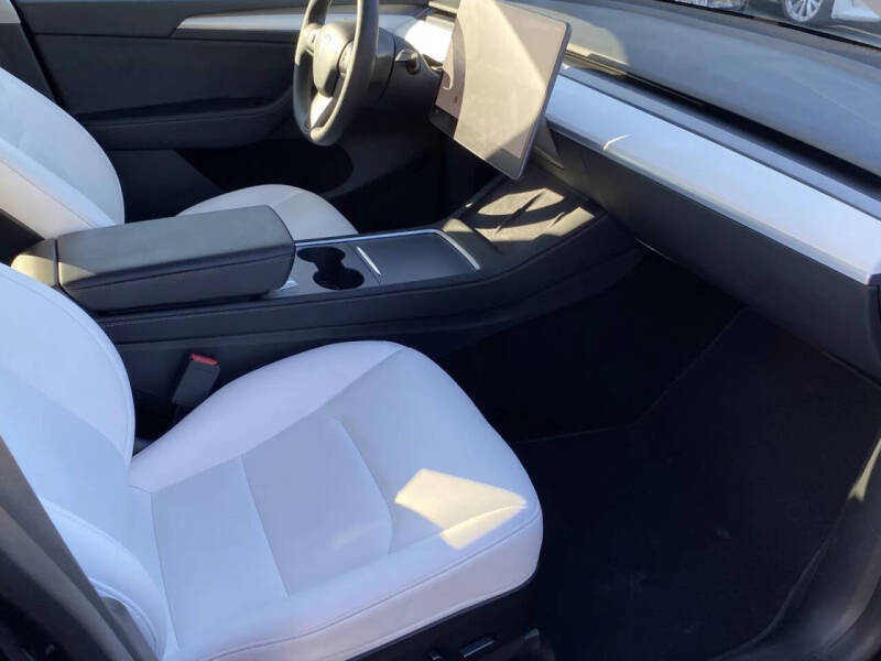 2023 Tesla Model Y Long Range