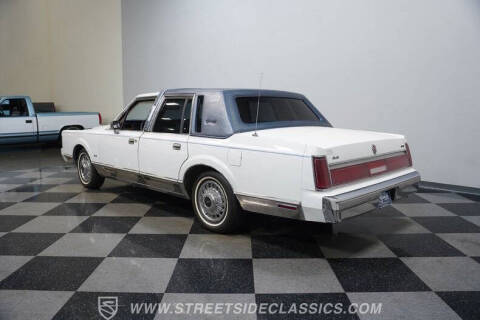 1985 Lincoln Town Car