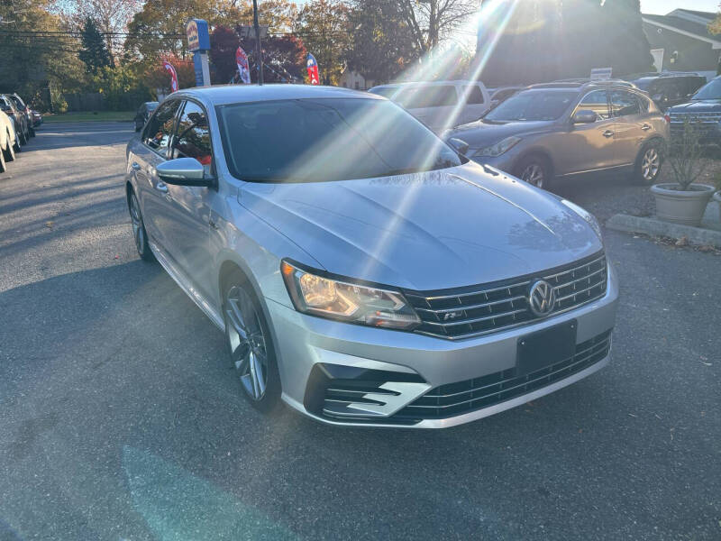 2018 Volkswagen Passat 2.0T R-Line