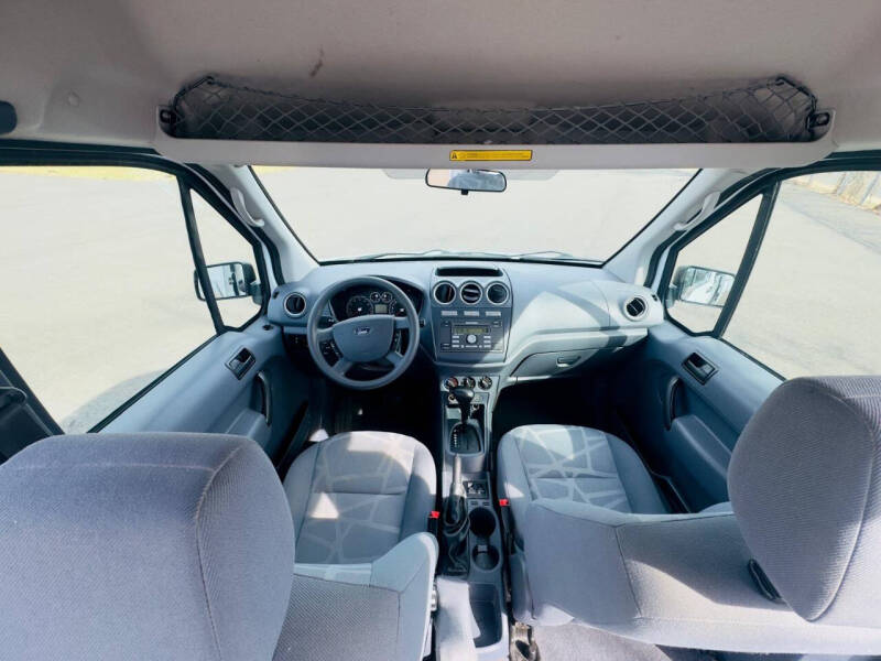 2010 Ford Transit Connect XLT