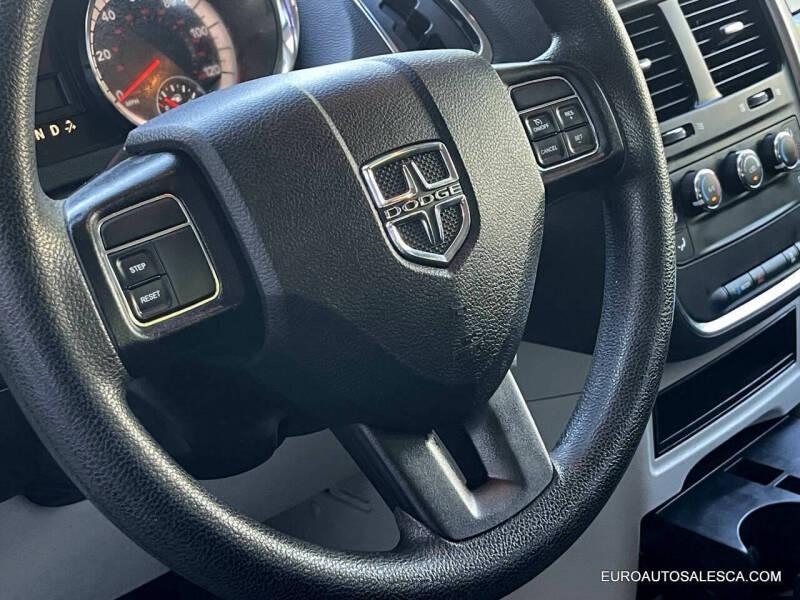 2016 Dodge Grand Caravan American Value Package