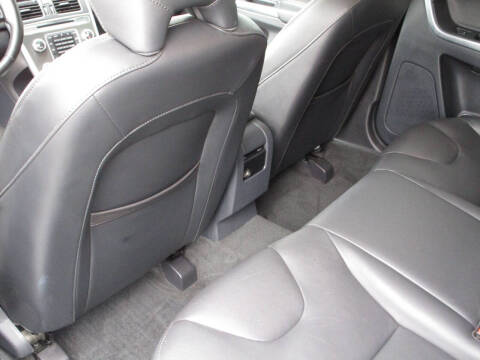 2016 Volvo XC60 T5 Drive-E Premier