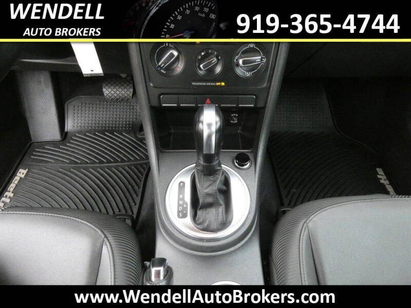 2013 Volkswagen Beetle Convertible