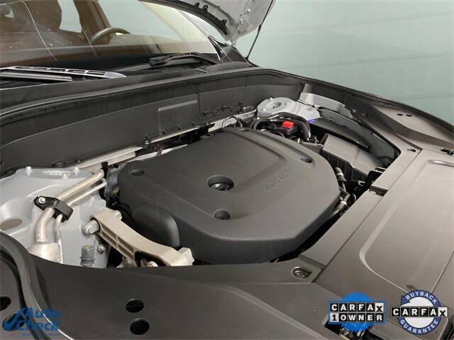 2025 Volvo XC90 B6 Plus Bright Theme 7P