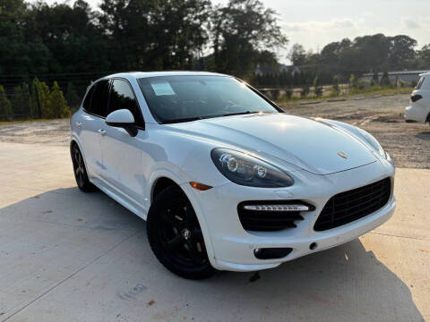 2013 Porsche Cayenne GTS