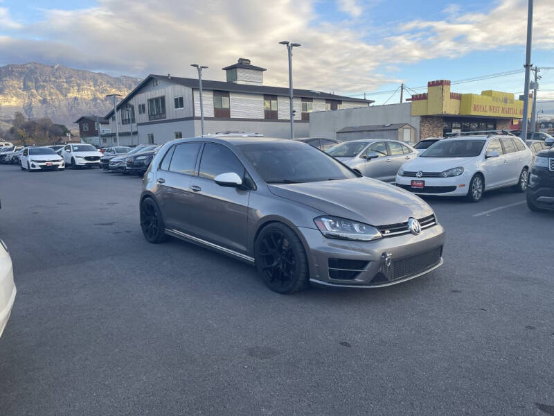 2016 Volkswagen Golf R 4Motion