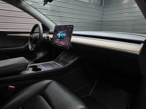 2024 Tesla Model Y Performance