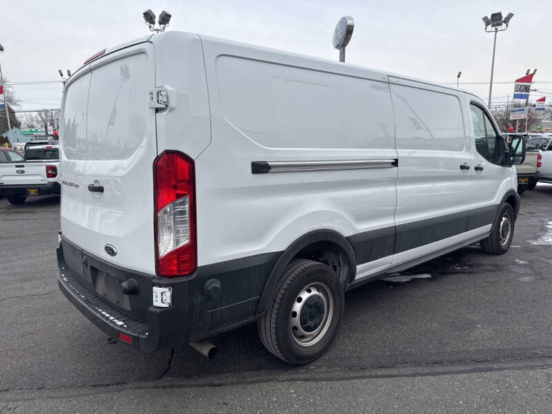 2024 Ford Transit