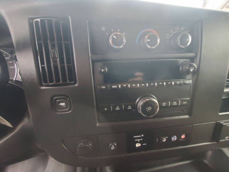 2019 Chevrolet Express 2500