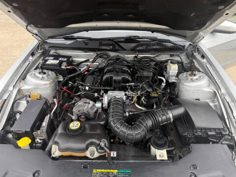 2010 Ford Mustang V6
