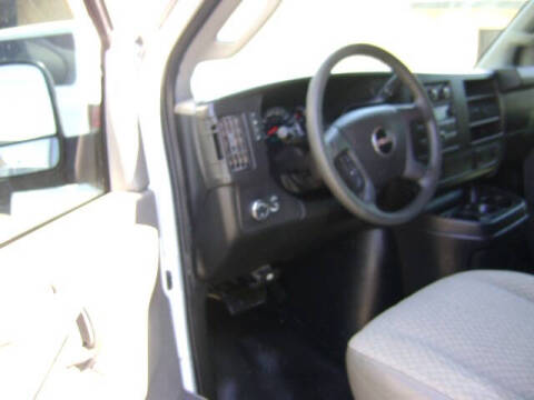 2017 GMC Savana 2500