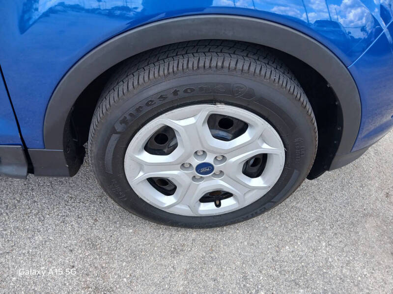 2019 Ford Escape S