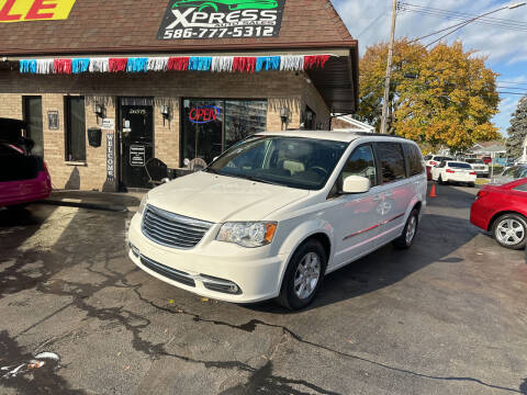 2012 Chrysler Town and Country for sale at Xpress Auto Sales in Roseville MI