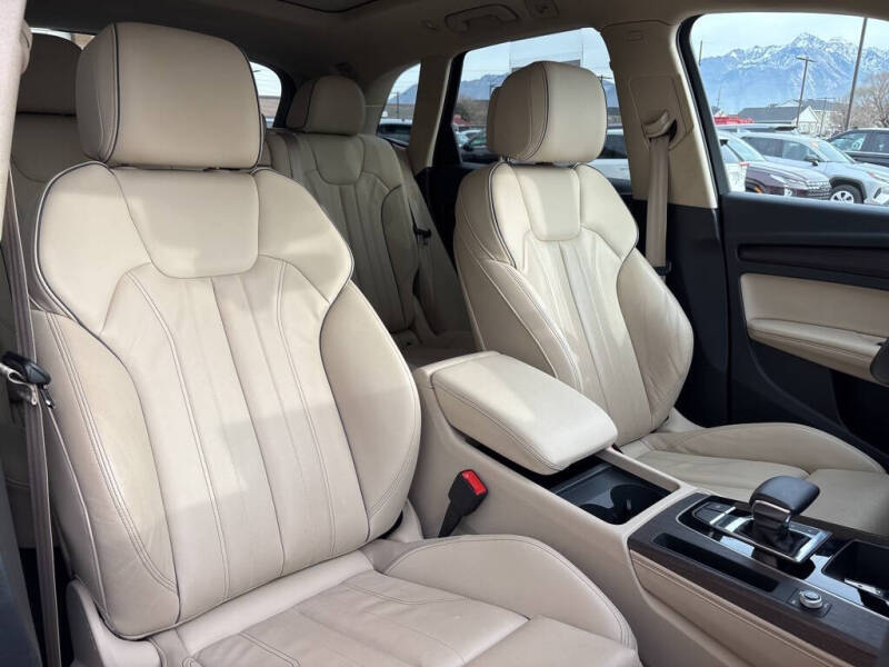 2024 Audi Q5 quattro S line Prem Plus 45 TFSI