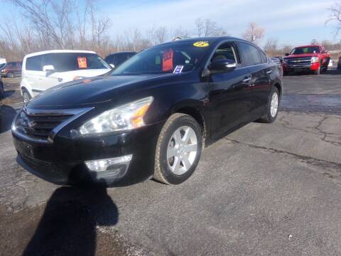 2015 Nissan Altima for sale at Pool Auto Sales Inc in Spencerport NY