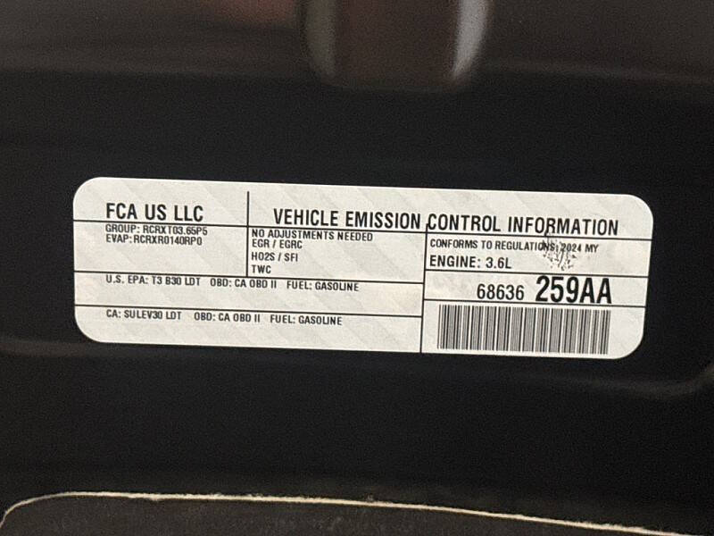 2024 Chrysler Pacifica Touring L
