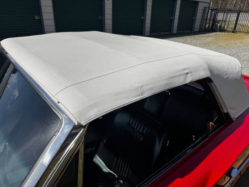 1964 Ford Thunderbird