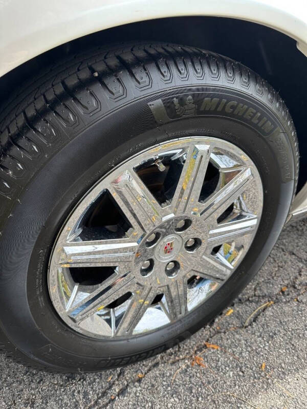 2011 Cadillac DTS Premium Collection