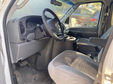 2003 Ford E-Series