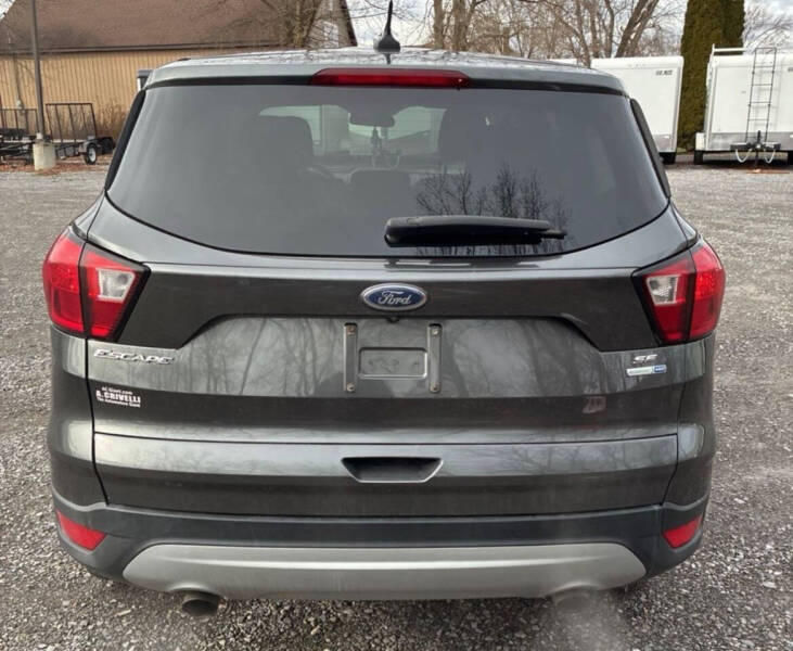 2019 Ford Escape SE