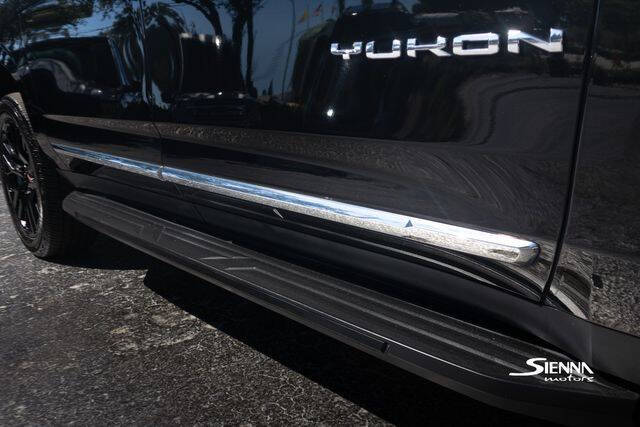 2021 GMC Yukon XL SLT