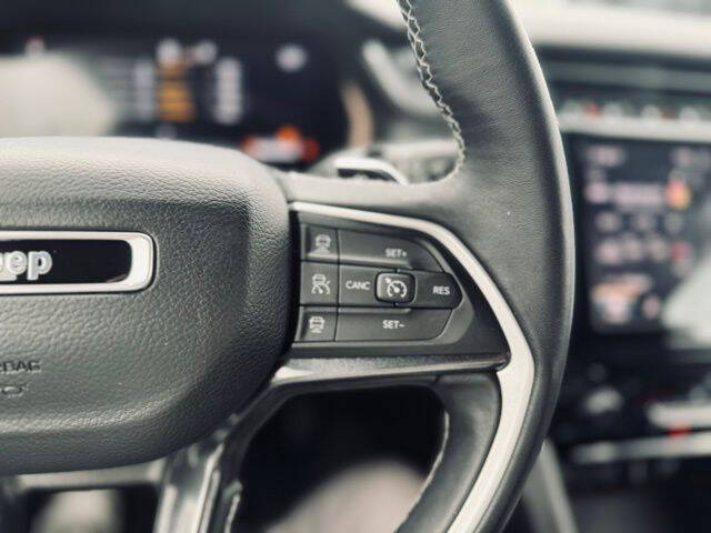 2022 Jeep Grand Cherokee Altitude