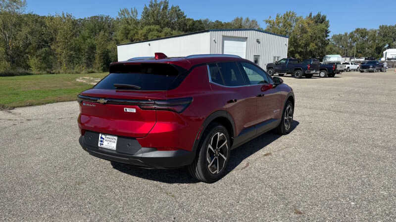 2026 Chevrolet Equinox EV LT 2