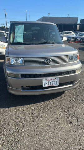 2005 Scion xB