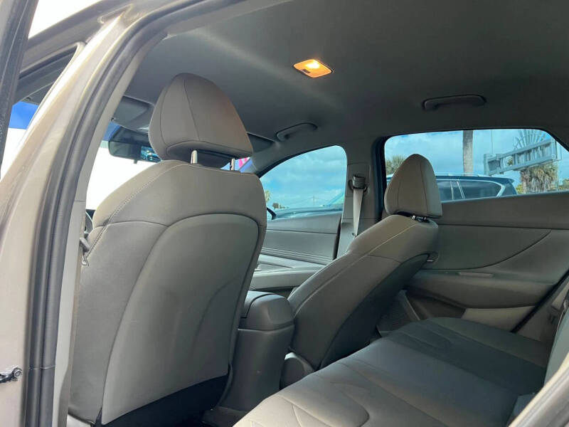 2023 Hyundai Elantra