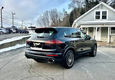 2017 Porsche Cayenne Platinum Edition
