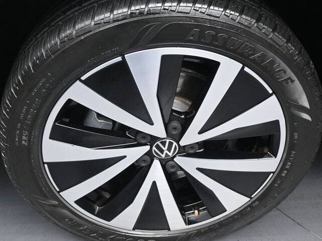 2022 Volkswagen Taos SE