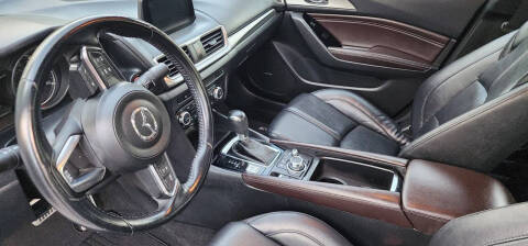 2018 Mazda MAZDA3 Touring