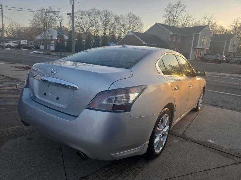 2012 Nissan Maxima