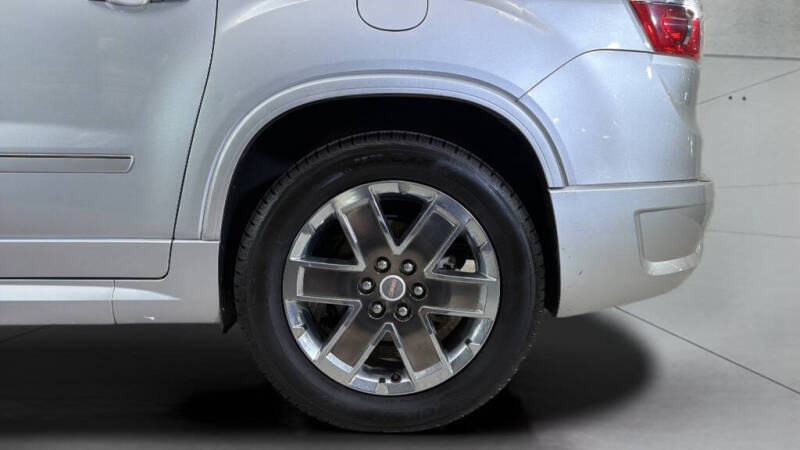 2011 GMC Acadia Denali