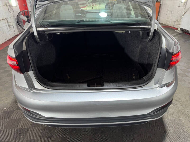 2023 Volkswagen Jetta Sport