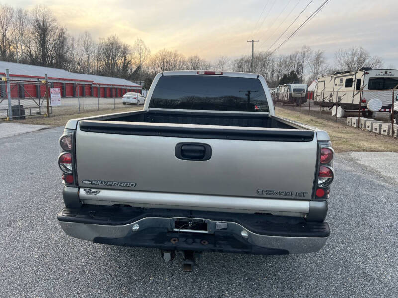 2000 Chevrolet Silverado 1500 LS