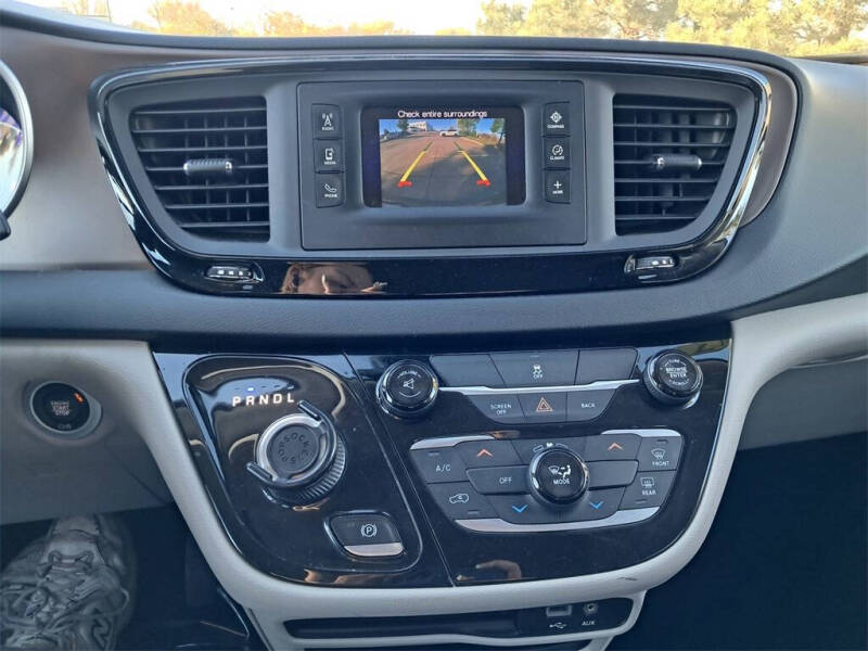 2017 Chrysler Pacifica Touring