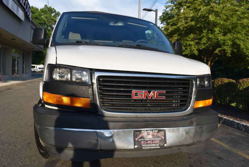 2017 GMC Savana 2500